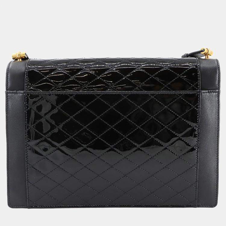 مملوكة مسبقًا Saint Laurent Gaby Black Patent Leather Shoulder Bag