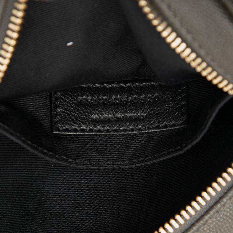 Pre Owned Saint Laurent Paris Grey Grain De Poudre Chevron Round Vinyle Camera Bag
