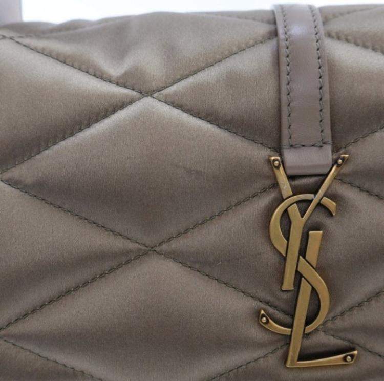 Pre Owned Saint Laurent (YSL) Quilted Le 5 A 7