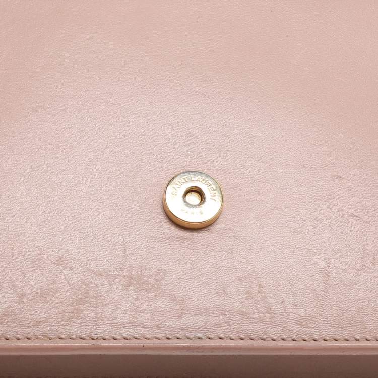 مملوكة مسبقًا Saint Laurent Paris Kate Nude Pink Leather Wallet On Chain
