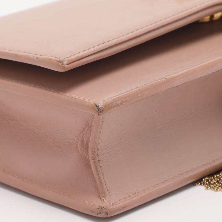 مملوكة مسبقًا Saint Laurent Paris Kate Nude Pink Leather Wallet On Chain