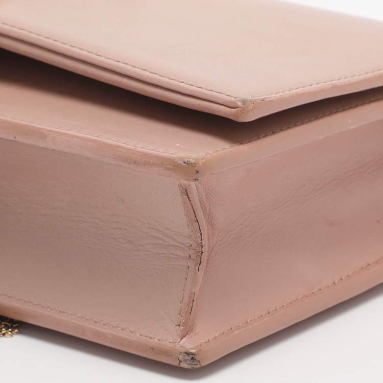 مملوكة مسبقًا Saint Laurent Paris Kate Nude Pink Leather Wallet On Chain