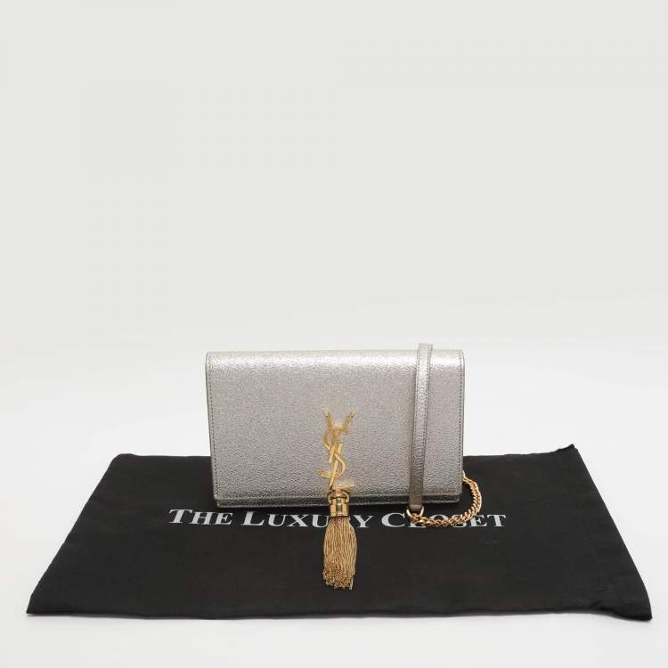 Pre Owned Saint Laurent Paris Kate Tassel Silver Glitter Wallet On Chain