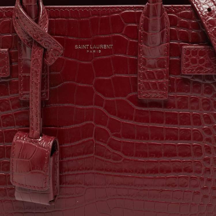 مملوكة مسبقًا Saint Laurent Classic Sac De Jour Nano Red Croc Embossed Leather Tote