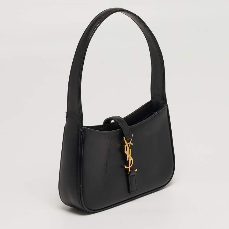 Pre Owned Saint Laurent LE 5 À 7 Mini Black Leather Shoulder Bag