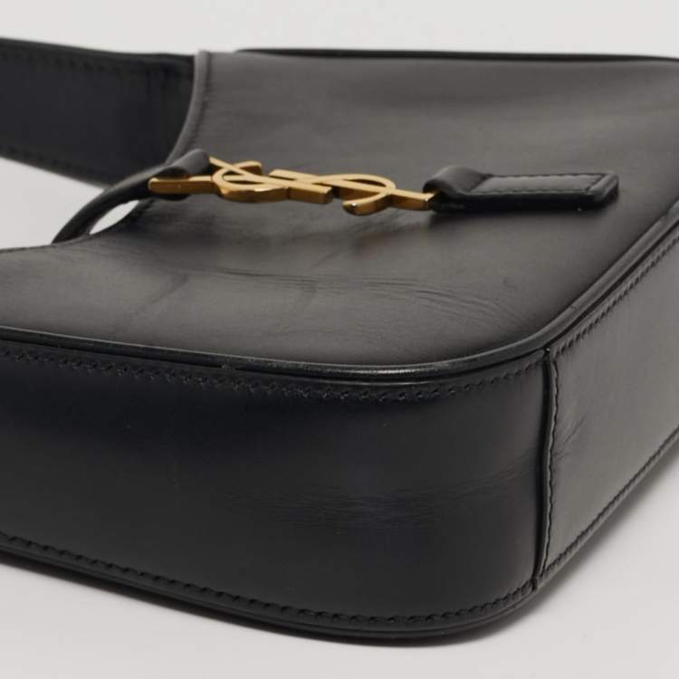 Pre Owned Saint Laurent LE 5 À 7 Mini Black Leather Shoulder Bag