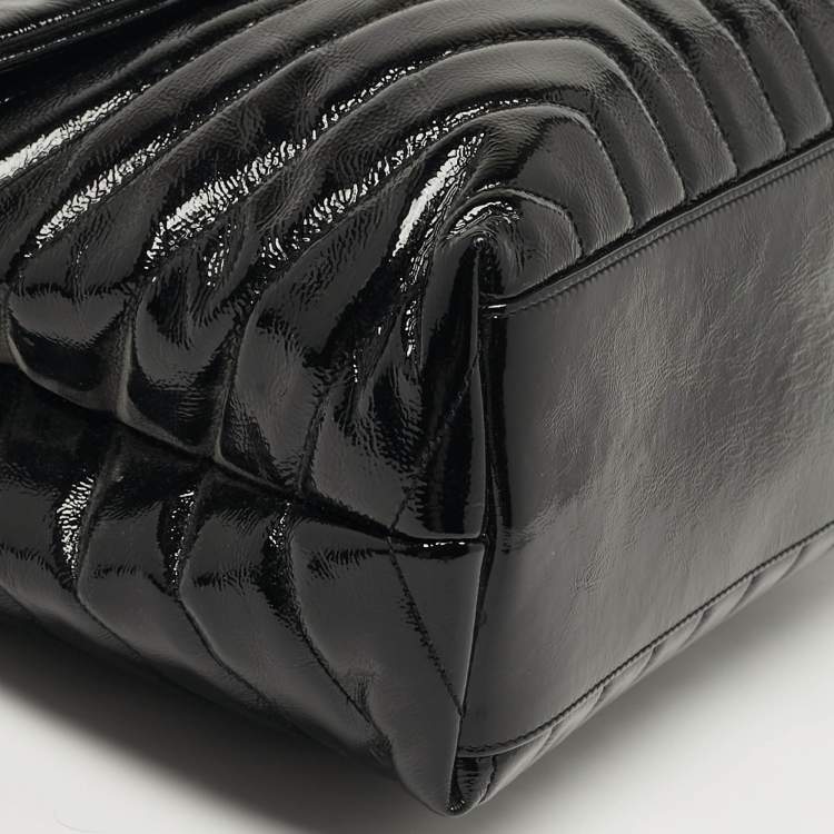 Pre Owned Saint Laurent LouLou Medium Black Matelassé Patent Leather Shoulder Bag