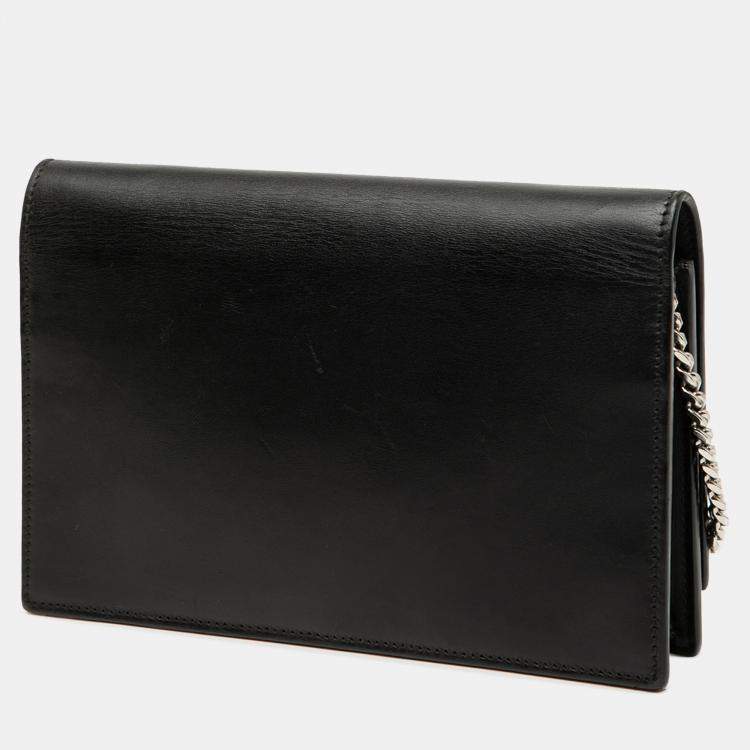 مملوكة مسبقًا Saint Laurent Paris Black Calfskin Cloud Star Applique Classic Monogram Kate Tassel Wallet on Chain