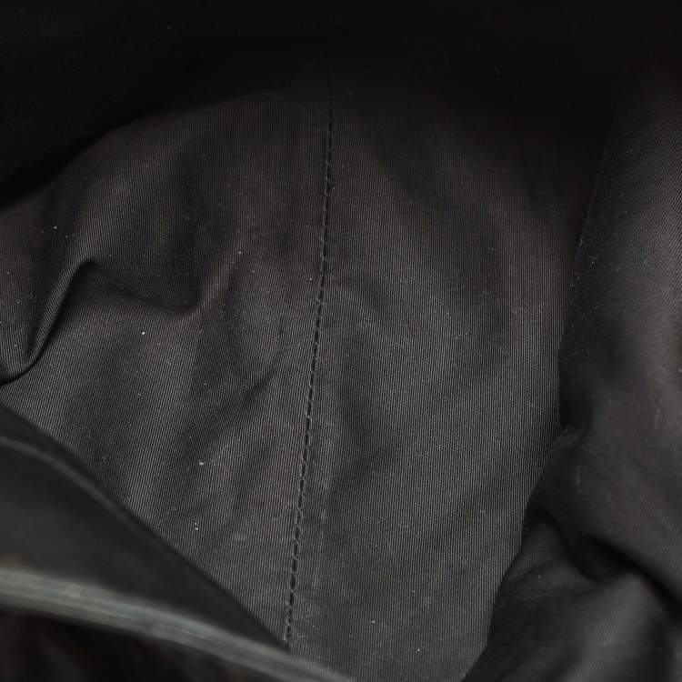 Pre Owned Saint Laurent Icare Maxi Black Quilted Leather Shopping Tote