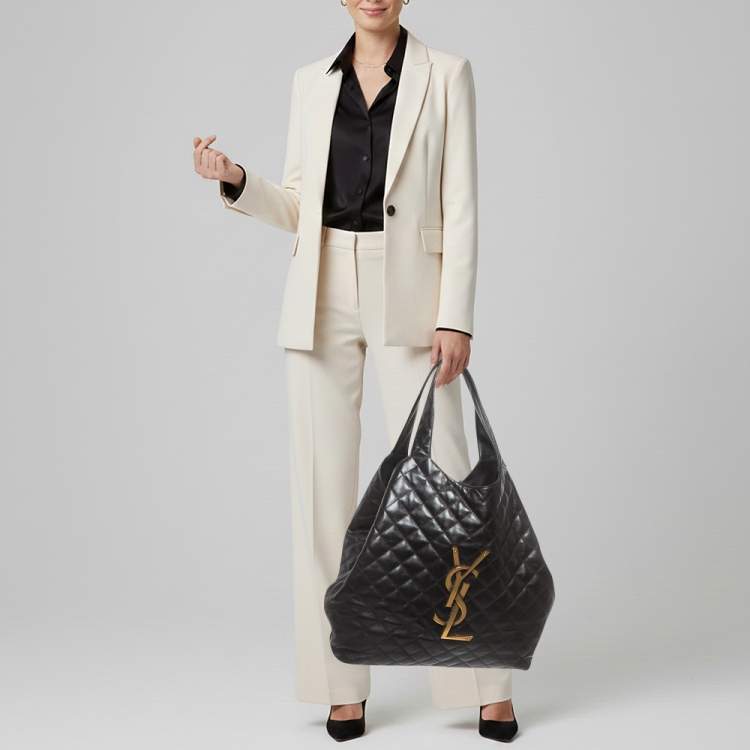 Pre Owned Saint Laurent Icare Maxi Black Quilted Leather Shopping Tote