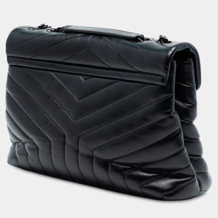 مملوكة مسبقًا Saint Laurent Paris Black Medium Matelasse Leather Monogram Monochrome Loulou Shoulder Bag