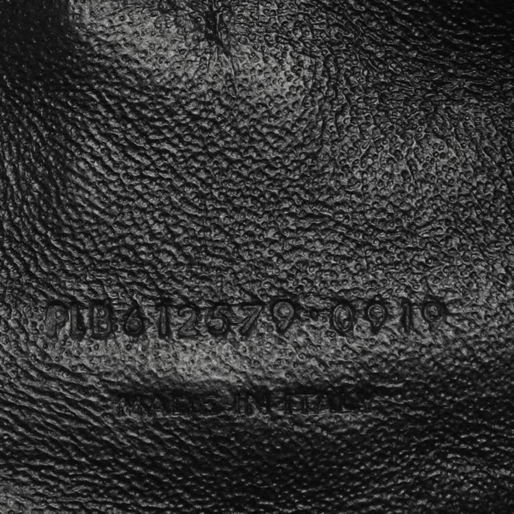 Pre Owned Saint Laurent Lou Green Quilted Leather Camera Crossbody Bag