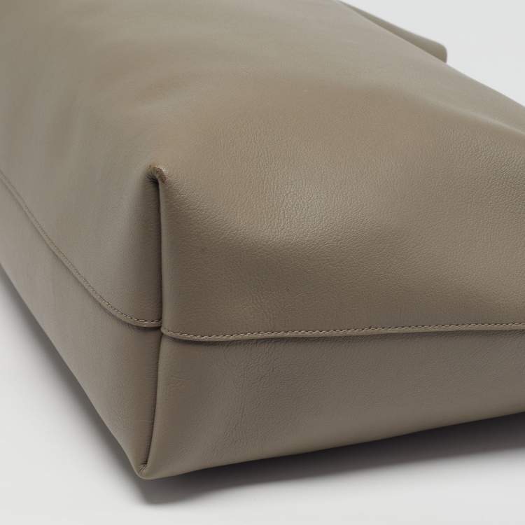 Pre Owned Saint Laurent East West Shopping Beige Leather Tote