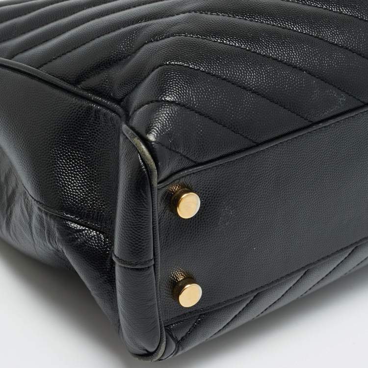 مملوكة مسبقًا Saint Laurent Monogram Black Chevron Leather Tote