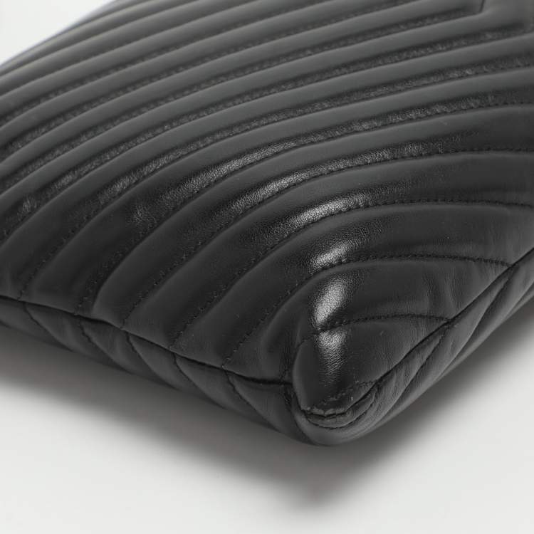 Pre Owned حقيبة جهاز لوحي سان لوران كاساندرا جلد مبطن سوداء