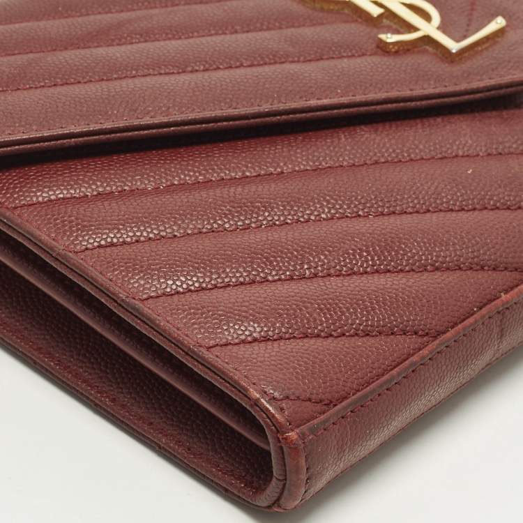 Pre Owned محفظة بسلسلة سان لوران كاساندر جلد ماتلاسيه أحمر