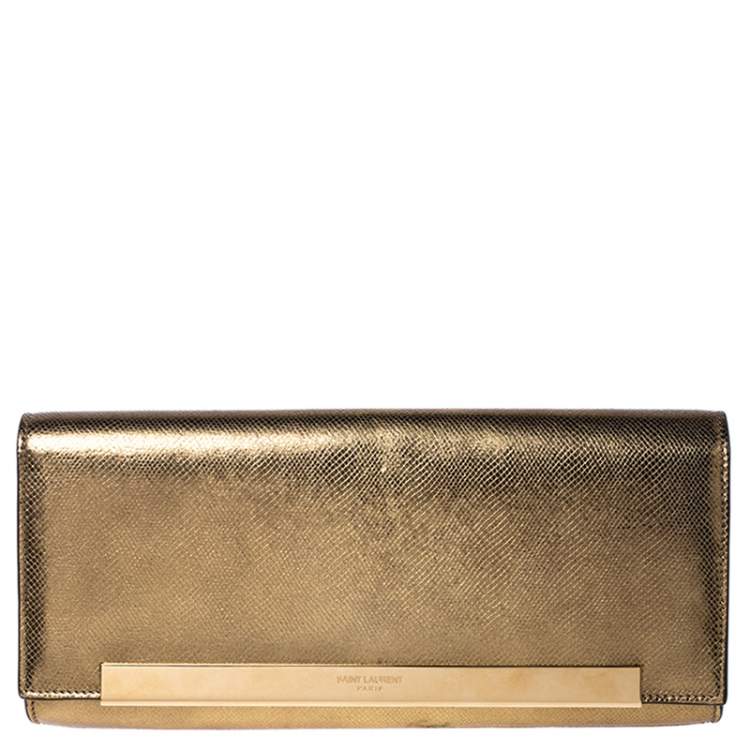 مملوكة مسبقًا  Saint Laurent Gold Snakeskin Embossed Leather Poche Lutetia Clutch