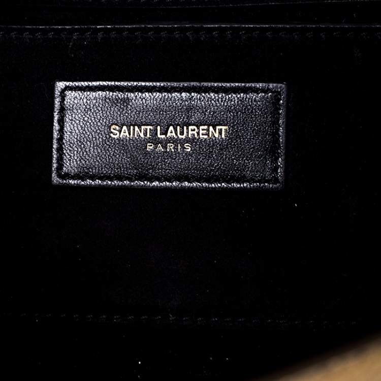 مملوكة مسبقًا  Saint Laurent Gold Snakeskin Embossed Leather Poche Lutetia Clutch