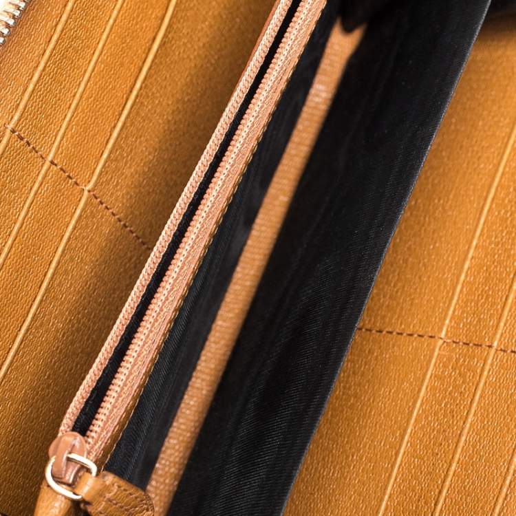Pre Owned Saint Laurent Paris Yellow Leather Zip Around Wallet