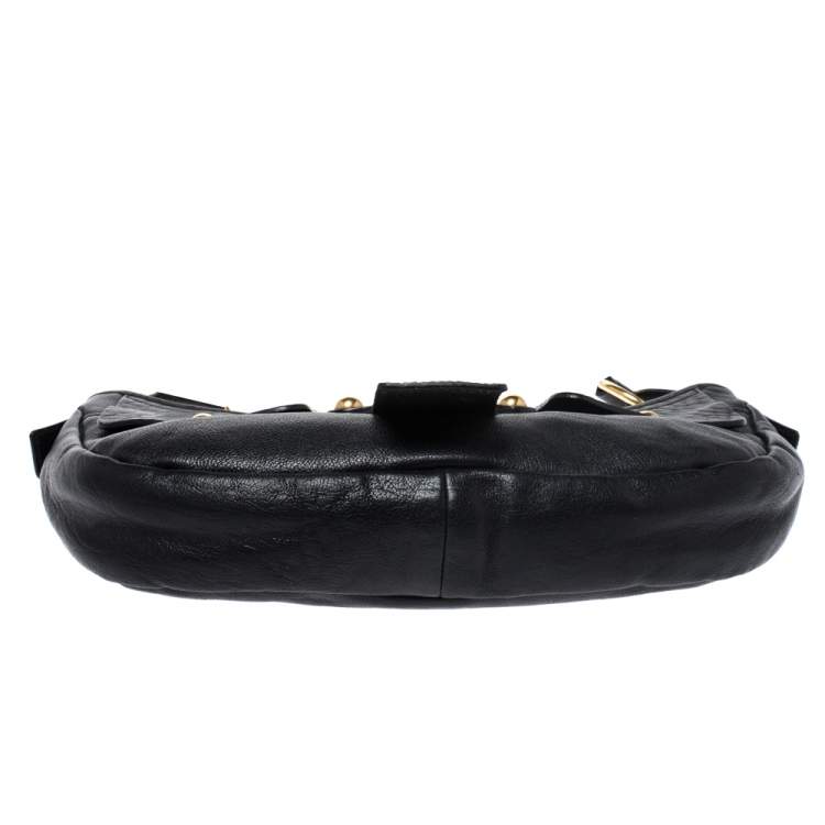 Pre Owned Yves Saint Laurent Black Leather Saharienne Hobo