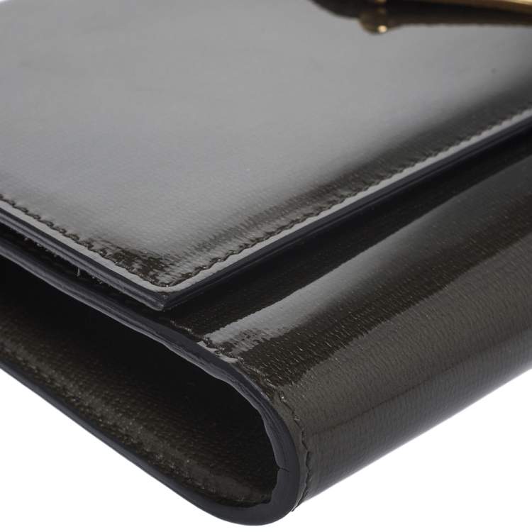 Pre Owned Saint Laurent Olive Green Patent Leather Ligne Y Clutch  