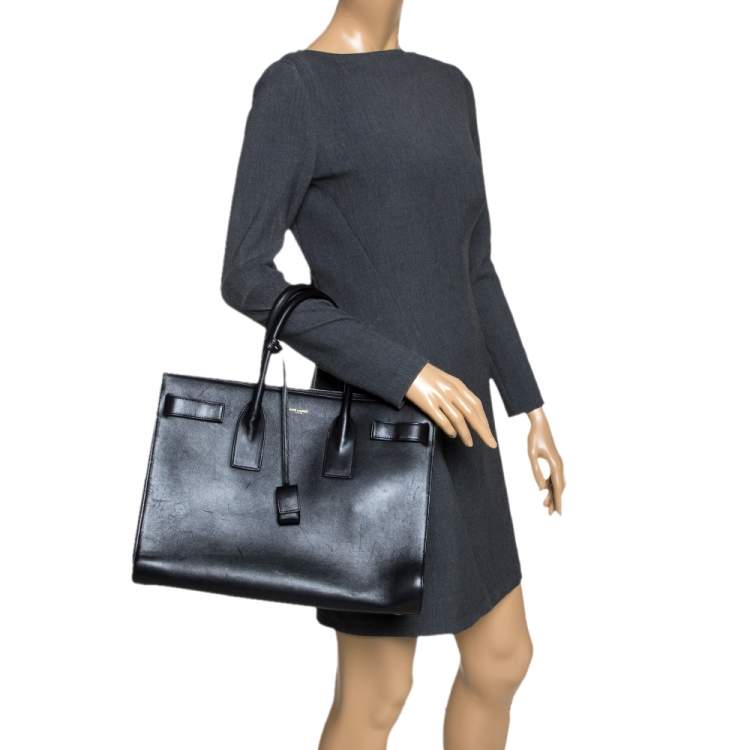 Pre Owned Saint Laurent Black Leather Large Classic Sac De Jour Tote