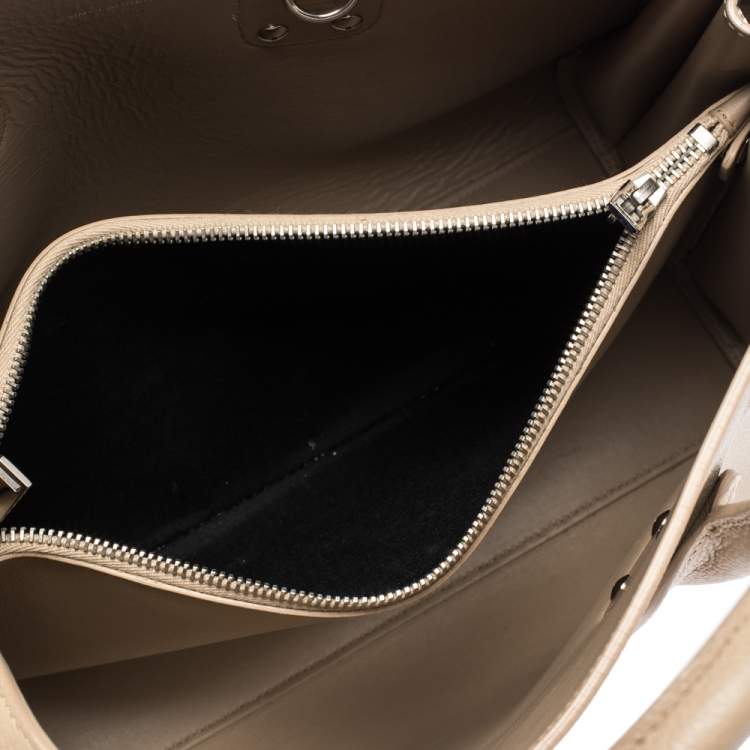 Pre Owned Saint Laurent Beige Leather Small Classic Sac De Jour Tote