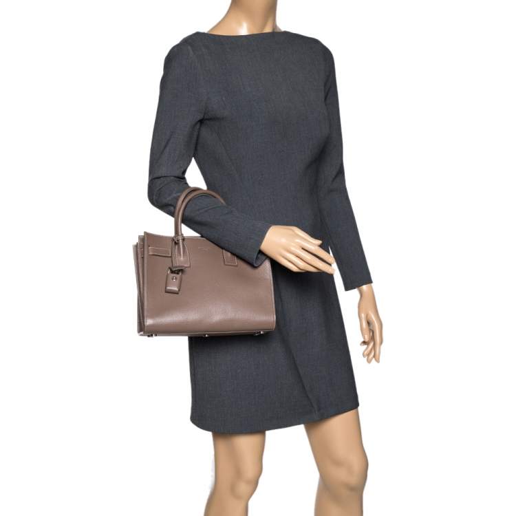 Pre Owned Saint Laurent Beige Leather Baby Classic Sac De Jour Tote