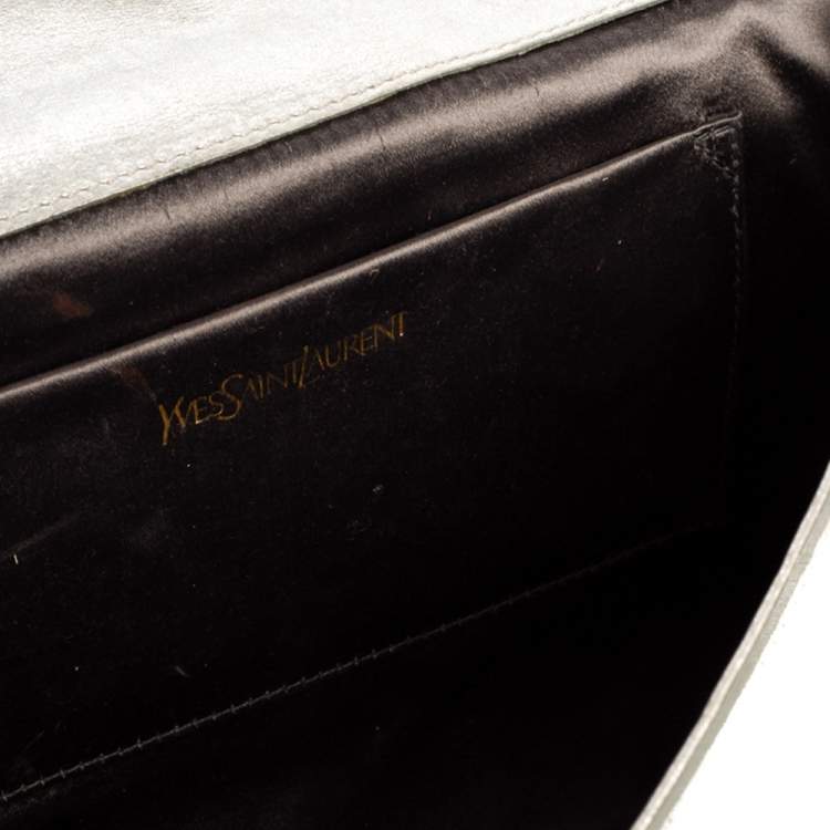Pre Owned Saint Laurent Metallic Silver Leather Belle De Jour Flap Clutch