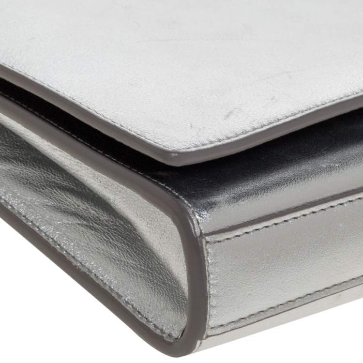 Pre Owned Saint Laurent Metallic Silver Leather Kate Monogram Clutch