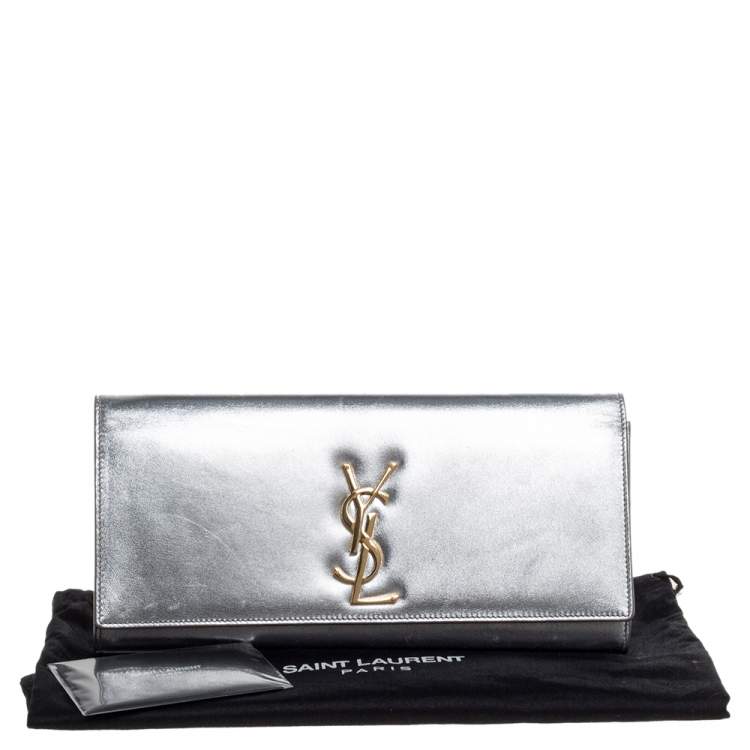 Pre Owned Saint Laurent Metallic Silver Leather Kate Monogram Clutch