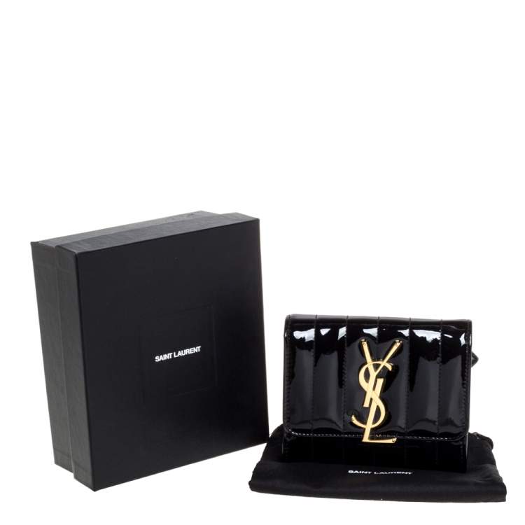 Pre Owned Saint Laurent Paris Black Patent Leather Vicky Trifold Wallet