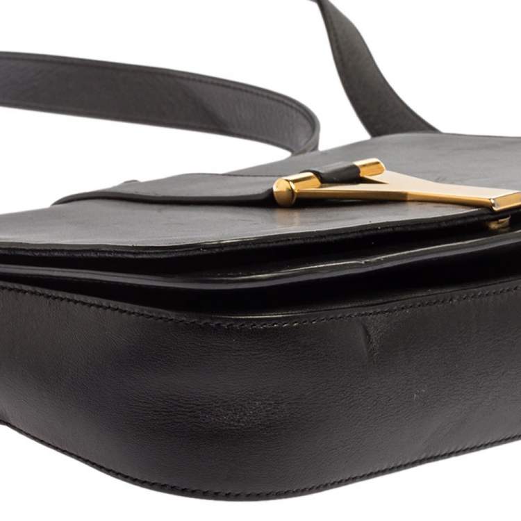 Pre Owned Saint Laurent Black Leather Medium Chyc Flap Bag