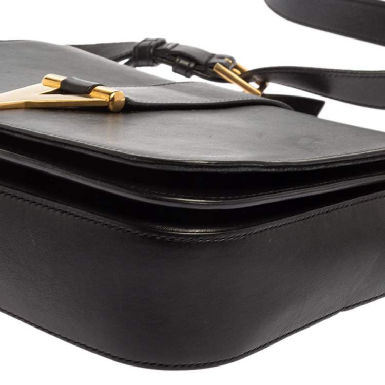 Pre Owned Saint Laurent Black Leather Medium Chyc Flap Bag