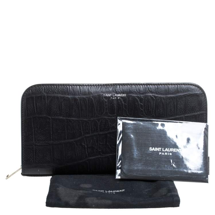 مملوكة مسبقًا Saint Laurent Black Croc Embossed Leather Classic Zip Around Wallet