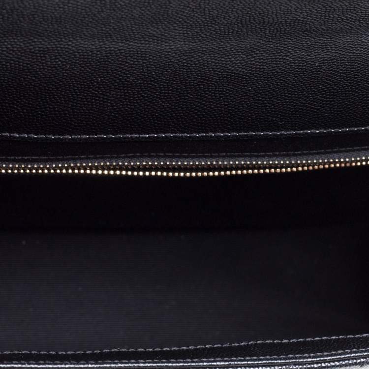 مملوكة مسبقًا Saint Laurent Black Chevron Quilted Leather Monogram Envelope Shoulder Bag