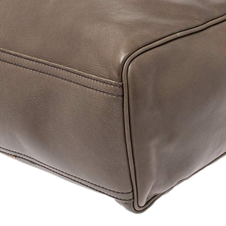 Pre Owned Saint Laurent Khaki Leather Shopper Tote