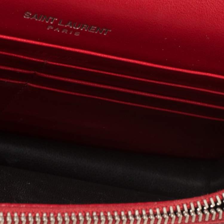Pre Owned Saint Laurent Red Crocodile Embossed Leather Kate Wallet on Chain