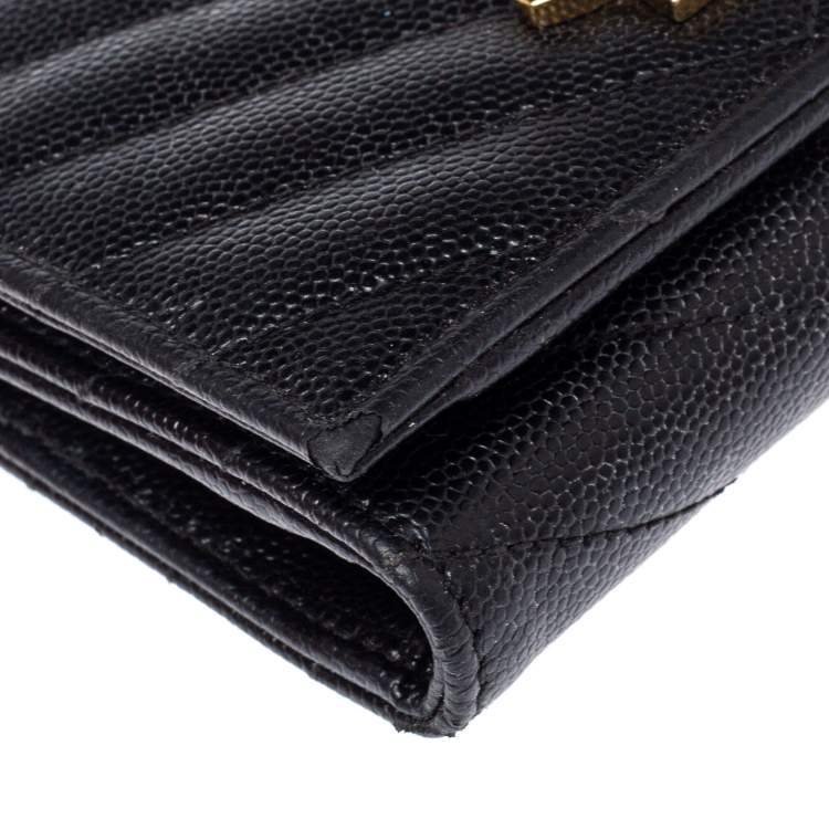 مملوكة مسبقًا Saint Laurent Black Matelasse Leather Monogram Trifold Wallet