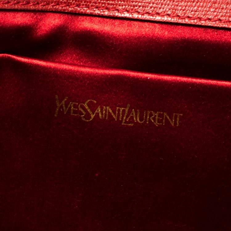 Pre Owned Yves Saint Laurent Red Texured Leather Y-Ligne Clutch