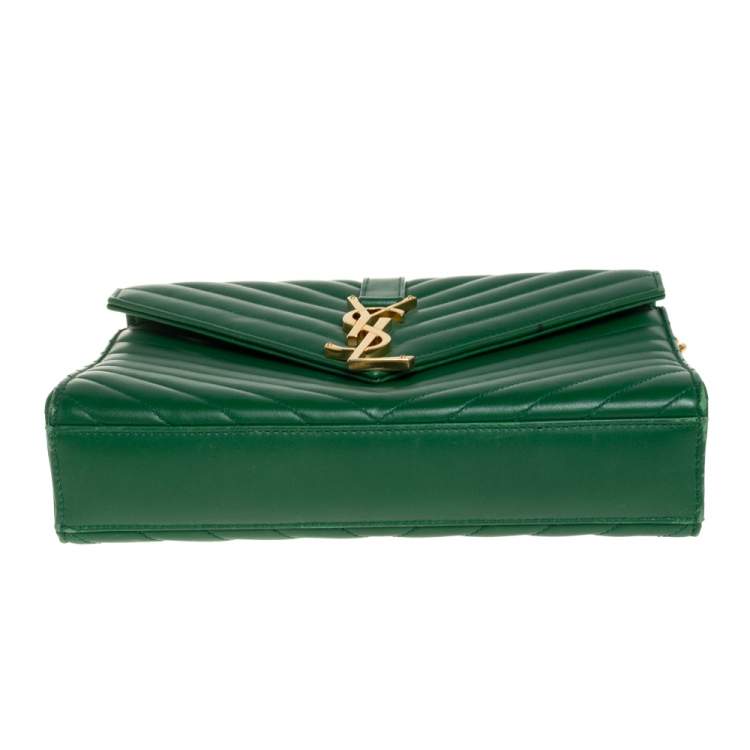Pre Owned Saint Laurent Green Chevron Leather Medium Cassandre Flap Bag