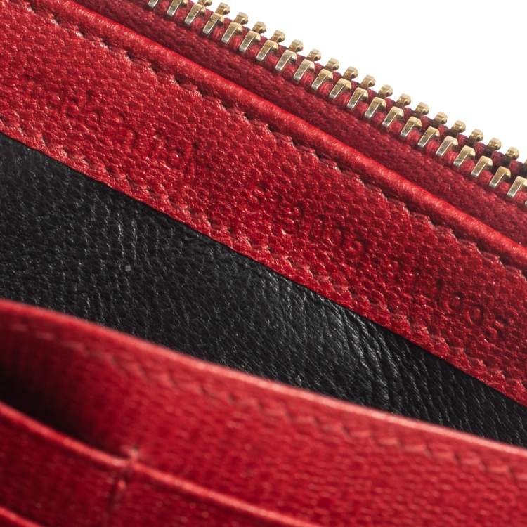 Pre Owned Saint Laurent Red Leather Y-Ligne Continental Wallet