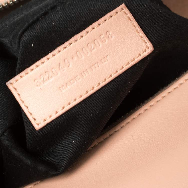 Pre Owned Saint Laurent Salmon Leather Classic Duffle 6 Bag