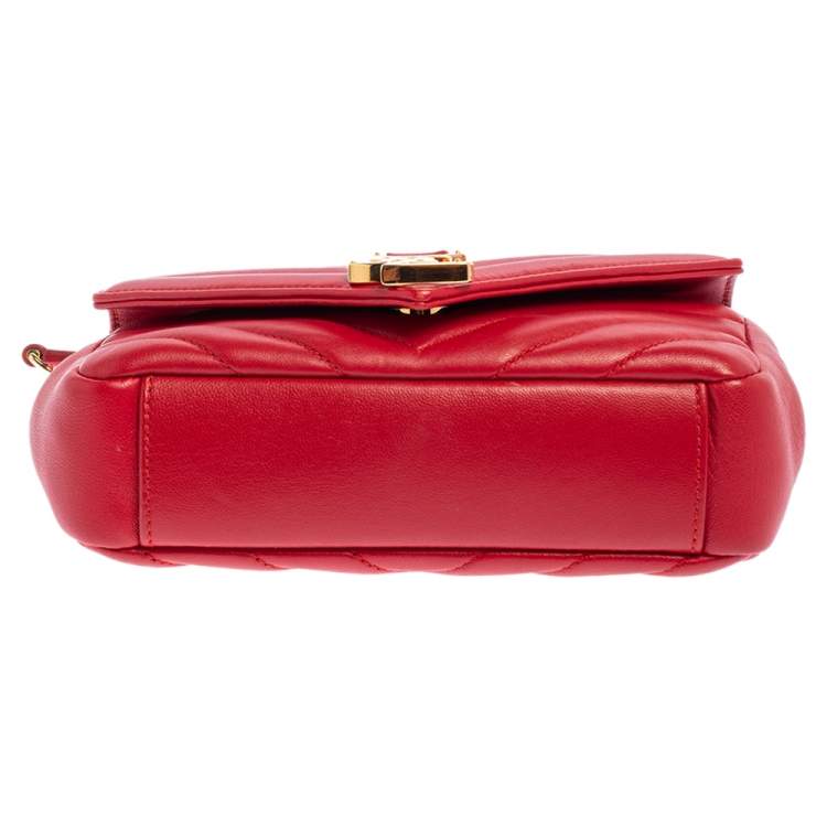 Pre Owned Saint Laurent Red Leather Classic Baby Monogram Chain Bag