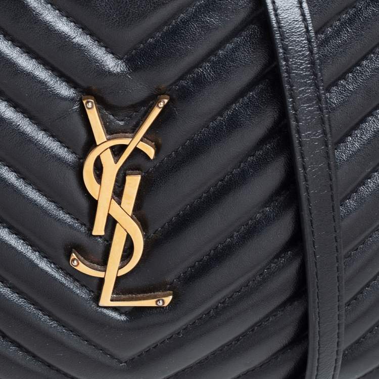 Pre Owned Saint Laurent Black Matelassé Leather Monogram Lou Camera Crossbody Bag