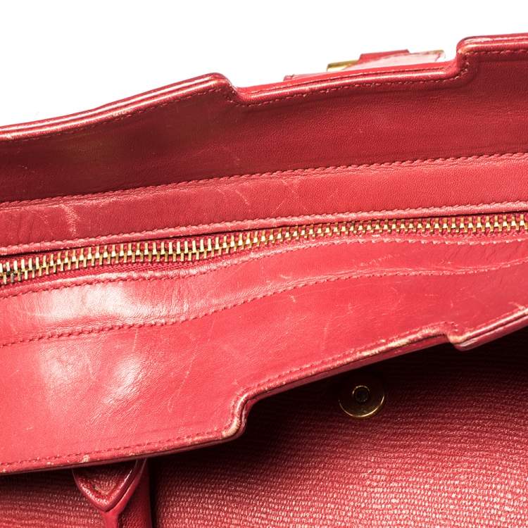 Pre Owned Saint Laurent Red Textured Leather Large Y Cabas Chyc Tote