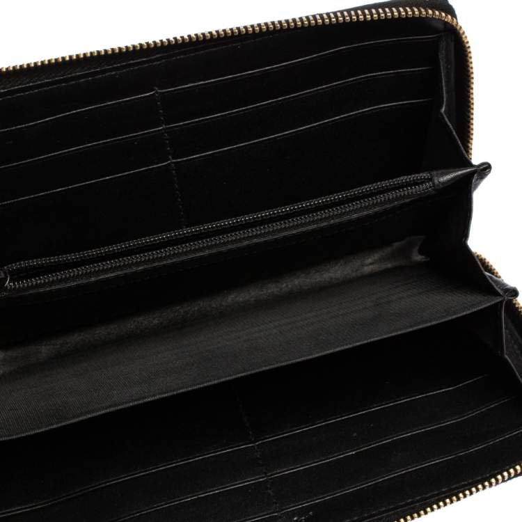 مملوكة مسبقًا Saint Laurent Black Patent Leather Belle De Jour Zip Around  Wallet