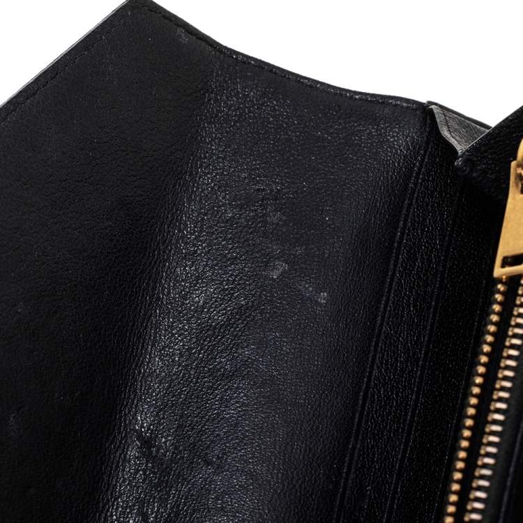 مملوكة مسبقًا Saint Laurent Black Chevron Leather Monogram Envelope Continental Wallet