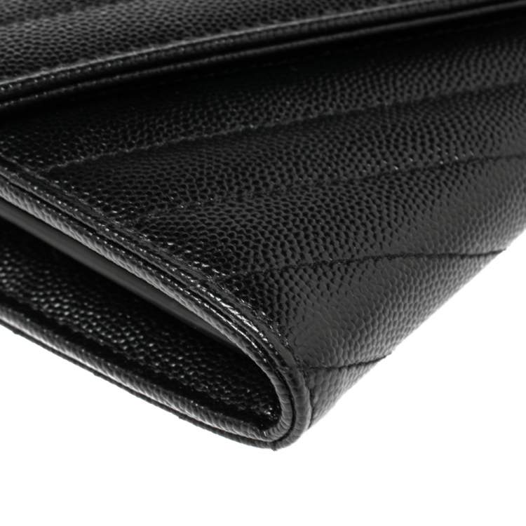 مملوكة مسبقًا Saint Laurent Black Matelassé Leather Monogram Flap Wallet