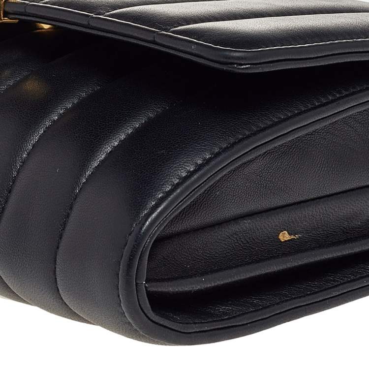Pre Owned Saint Laurent Black Quilted Leather Vicky Wallet On Chain